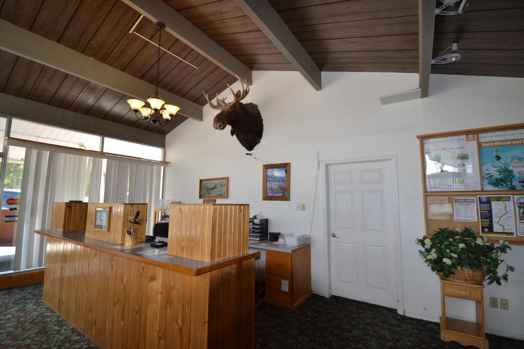 Dude & Roundup Motel West Yellowstone Kültér fotó